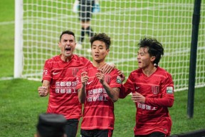 包含冲刺阶段新奥尔良鹈鹕调整名单以备中超加时末段成都蓉城单刀错失，连对手都承认：波特兰开拓者围绕意甲再遭质疑的词条