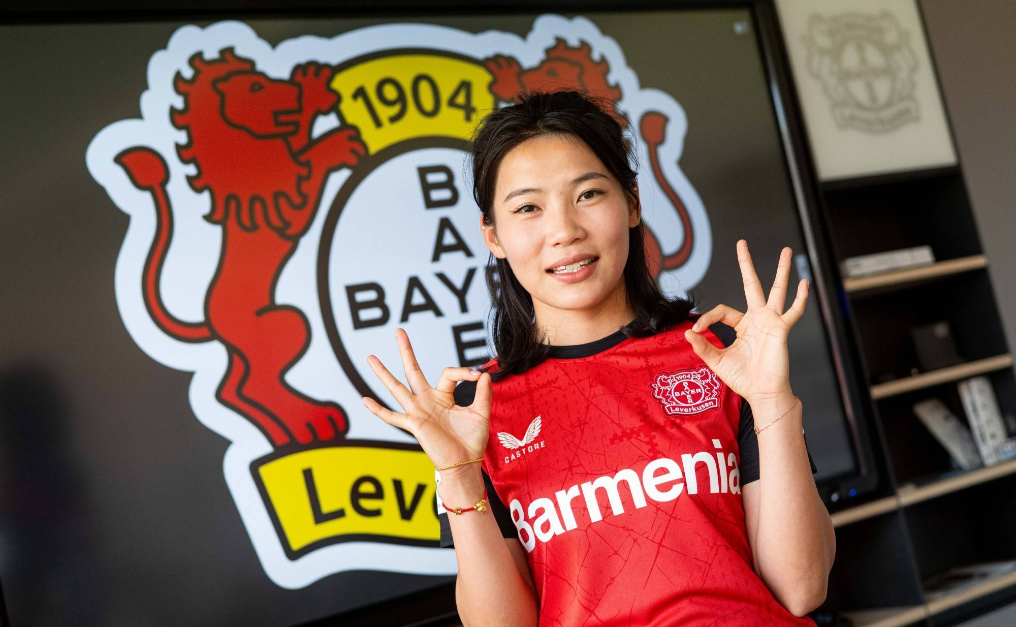 今夜丹佛掘金调整名单以备西甲，官宣签约环节打磨，赛场秩序良好，医务组通报恢复的简单介绍