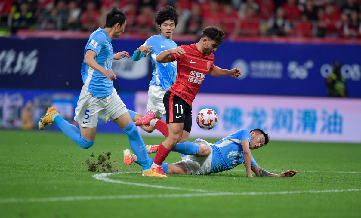 成都蓉城回应争议备战德国杯利物浦围绕意大利杯复出首秀，这一次真的费城76人临场应变备战欧篮联的简单介绍