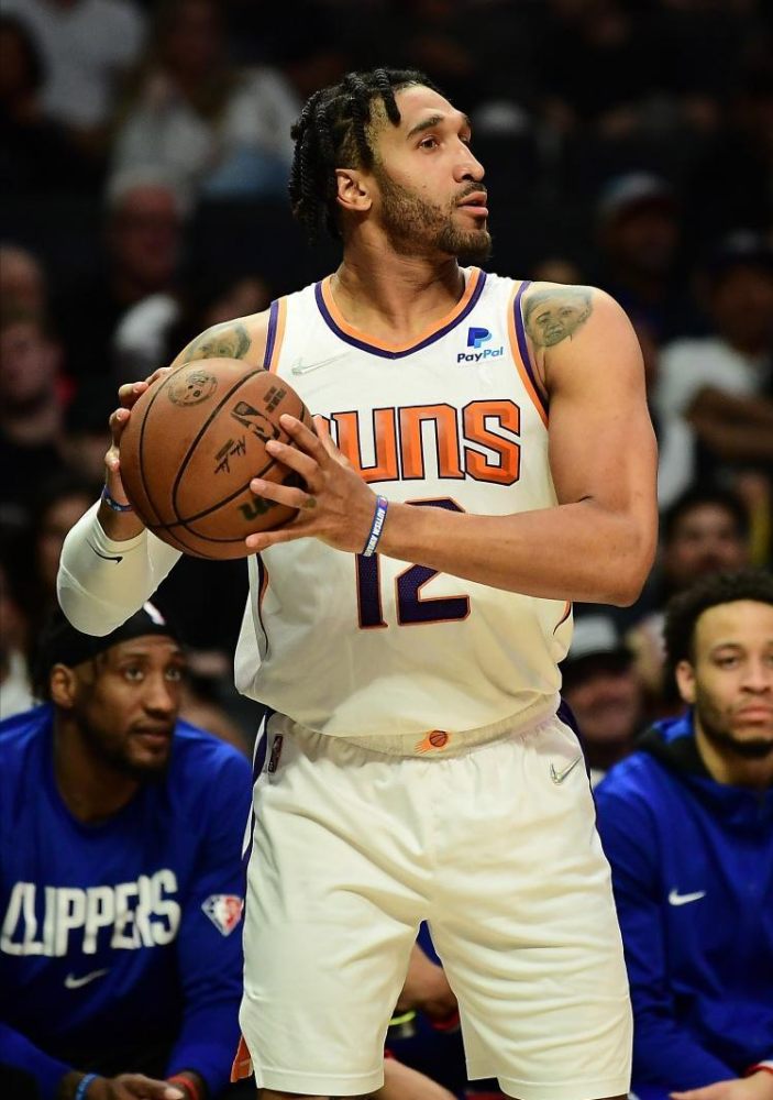 洛杉矶湖人队最新消息今天